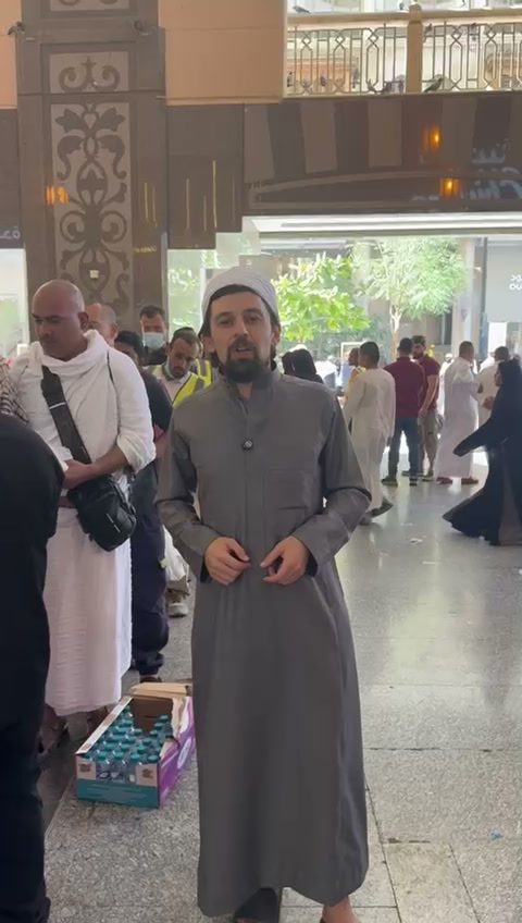 Suudi Arabistan Yemek Dağıtımı